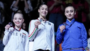 app podium ball ph simone ferraro sfa03037 copia